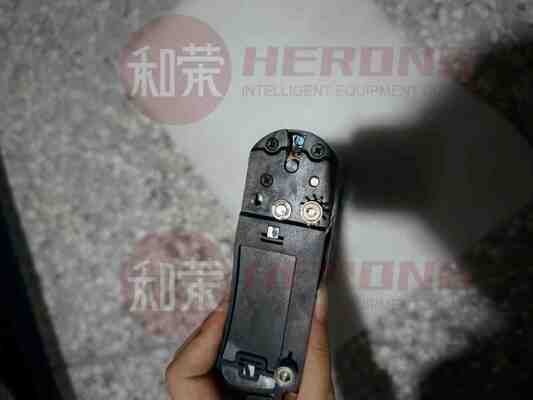 Novo prendedor de travamento de anel eletrônico de distribuição de dinheiro ATM de alta qualidade 4 × 9 × 0,6 se encaixa no transporte de braçadeira Hyosung CDU