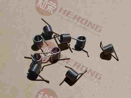 Nova mola de torção esquerda de alta qualidade para transporte de braçadeira hyosung cdu 1.4 + 0d10.5 * 11.2l * 7n atm peças de reposição